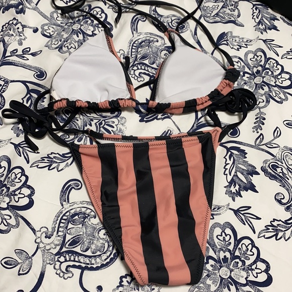 Triangle Bikini Small - Picture 3 of 3